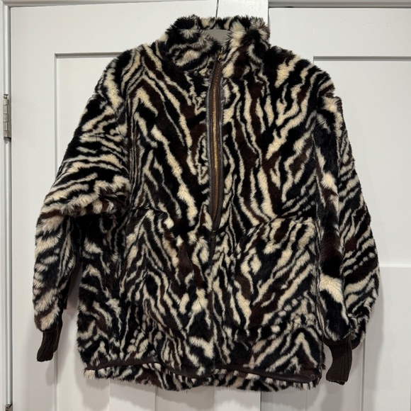 Reversible Oversized Faux Fur Jacket - Picture 4 of 6